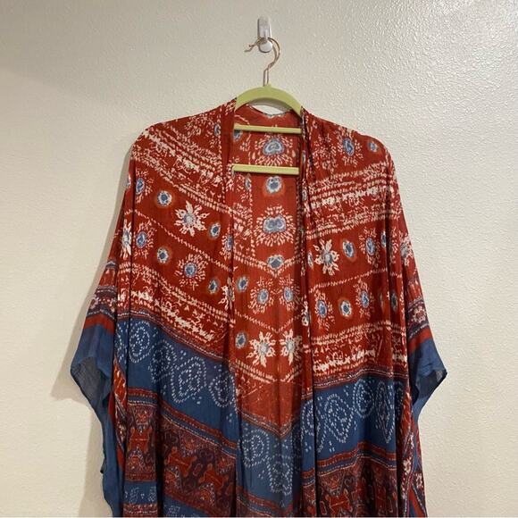 Love Stitch Red Paisley Bohemian Lightweight Mid Length Kimono Sz OS NWT - Picture 3 of 11